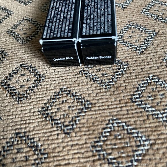 Bobbi Brown Mini Cream Shadow Stick Set(2) in Golden Pink and Golden Bronze - Picture 3 of 3